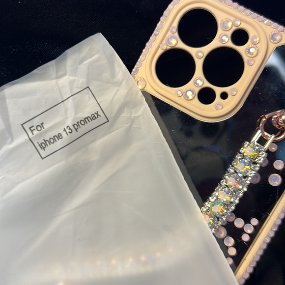iPhone 13 Pro Max Crystal/Pink French Fashion Case—New - Picture 5 of 7